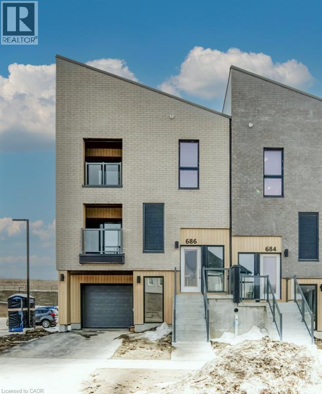 686 BENNINGER Drive - 2