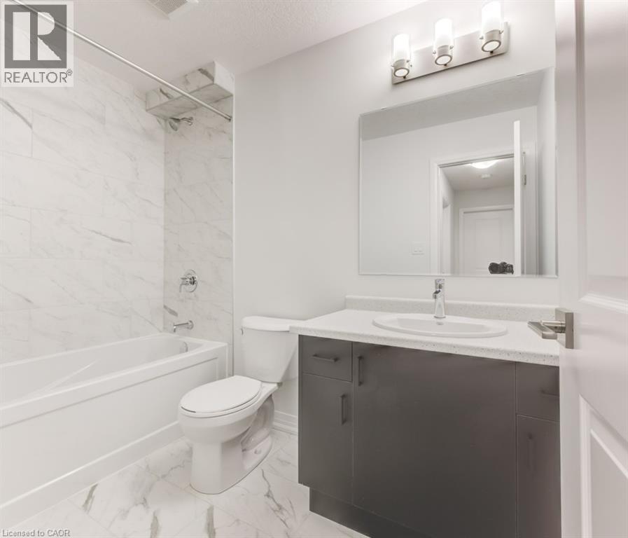 686 BENNINGER Drive - Image 23