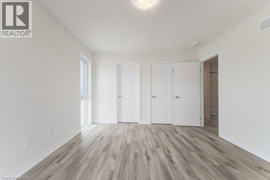686 BENNINGER Drive - 26