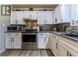 411 Gertrude Street, Midway, BC V0H1M0 Photo 20
