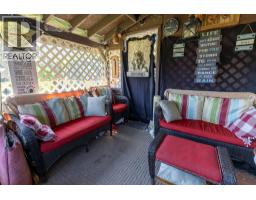 411 Gertrude Street, Midway, BC V0H1M0 Photo 12