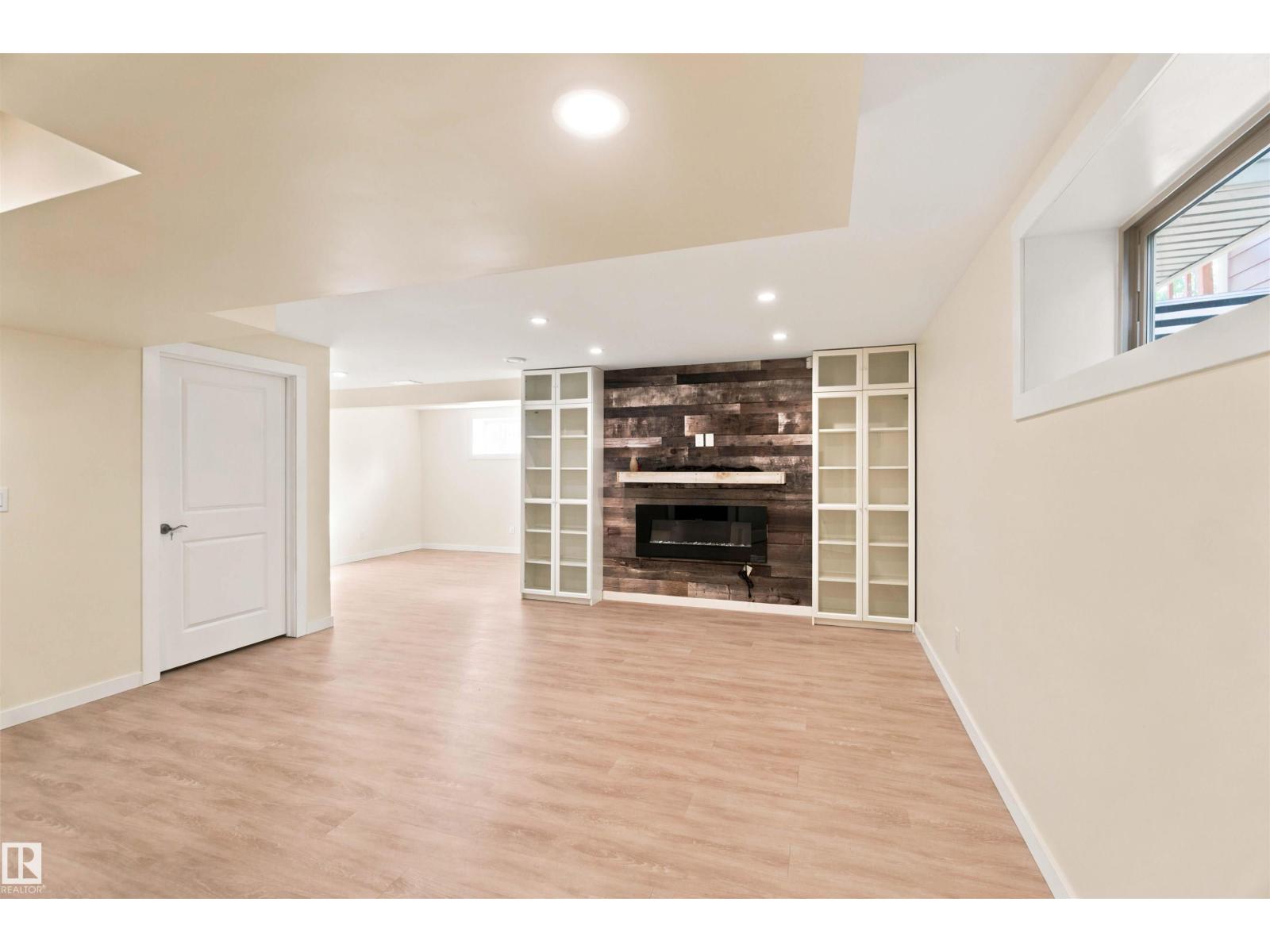 1238 AINSLIE WY NW - 57