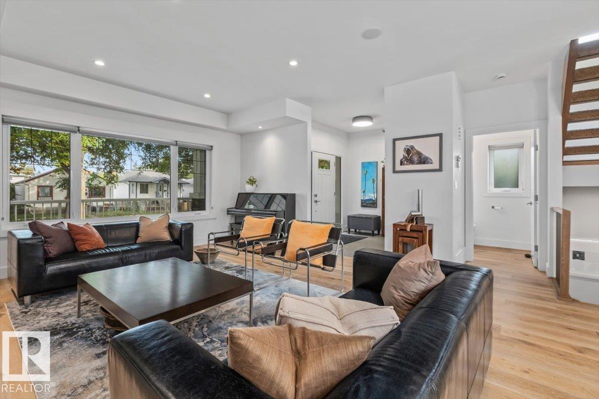 11324 87 ST NW - 6