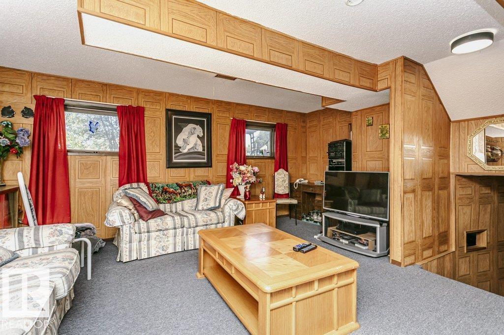 23 HUGHES RD NW - 35