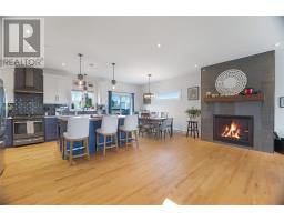 24 Megan Ridge Drive thumbnail 2