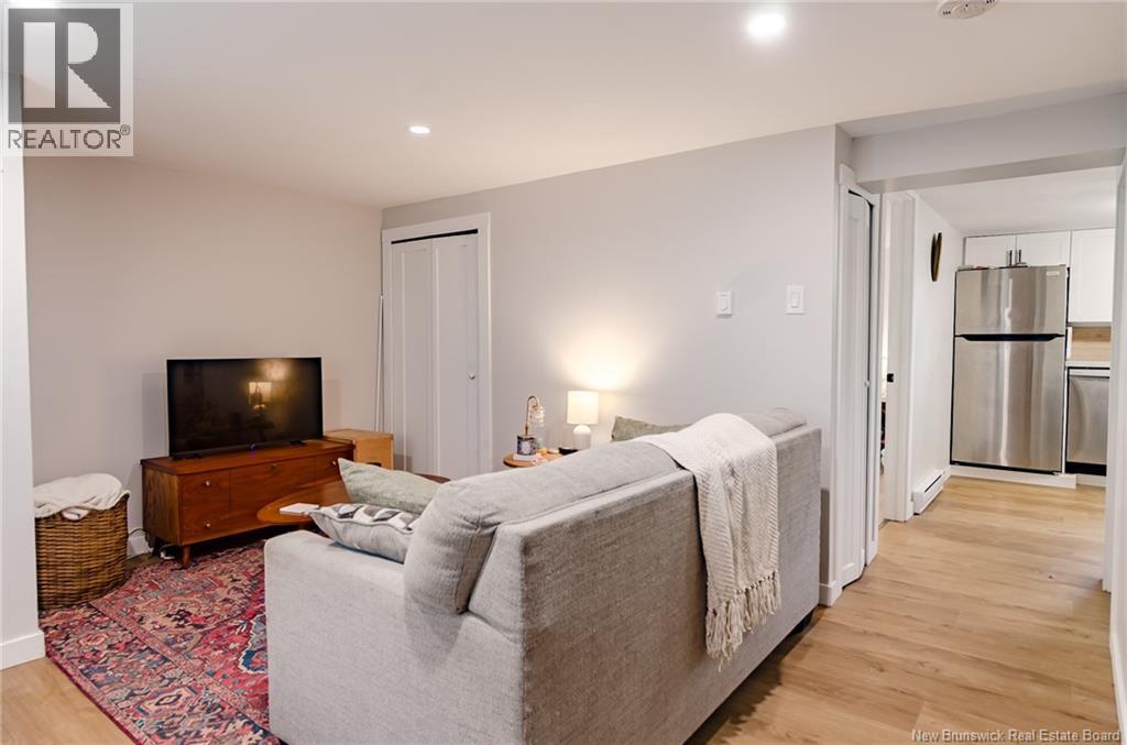 6 Parkdale Avenue - 10