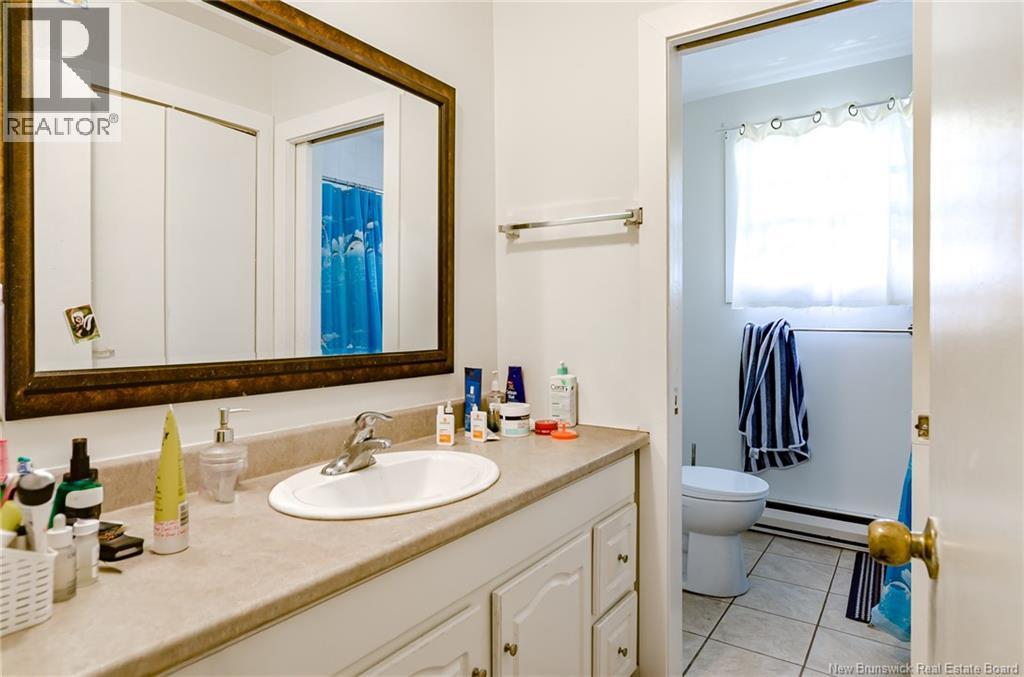 6 Parkdale Avenue - Image 18