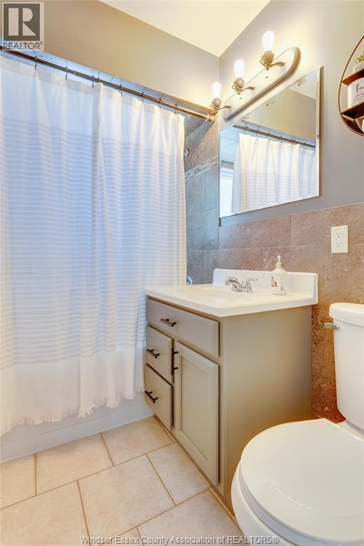 3035 RADISSON AVENUE - 23