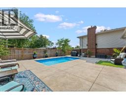 146 Atlantic, Amherstburg, ON N9V3K7 Photo 34