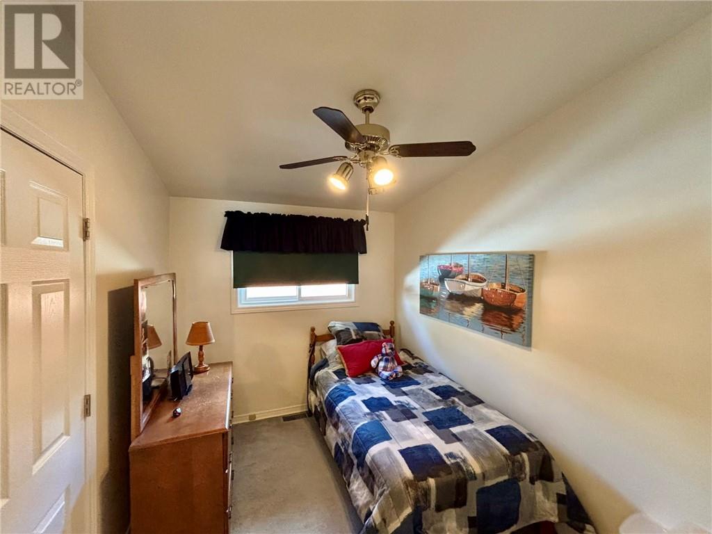 645 Churchill Avenue - 9