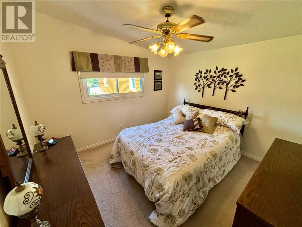 645 Churchill Avenue - 8