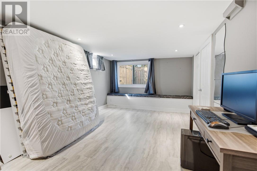 65 Eyre Street - 24