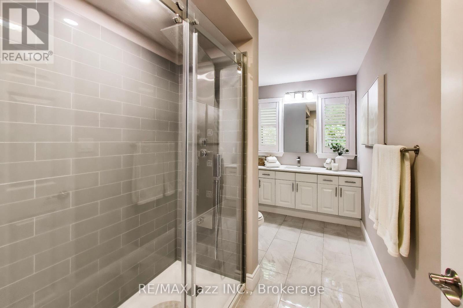 45 WINDSOR VALLEY PLACE - Image 22