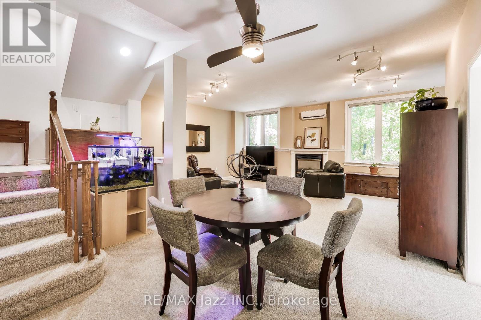 45 WINDSOR VALLEY PLACE - Image 33