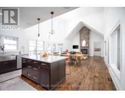 Laundry room - 16 Gelderland Crescent, Oro Medonte, ON L0K1E0 Photo 6