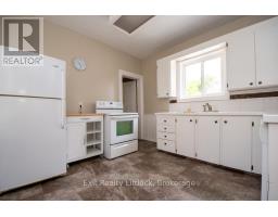 Kitchen - 849 Water Street, Peterborough, ON K9H3P1 Photo 8