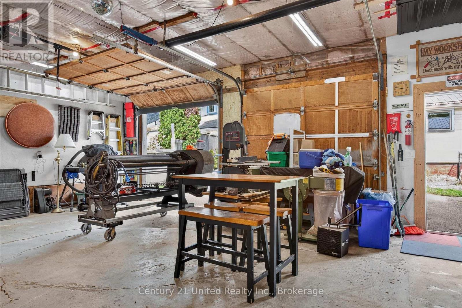 9 CRANDALL STREET - 27