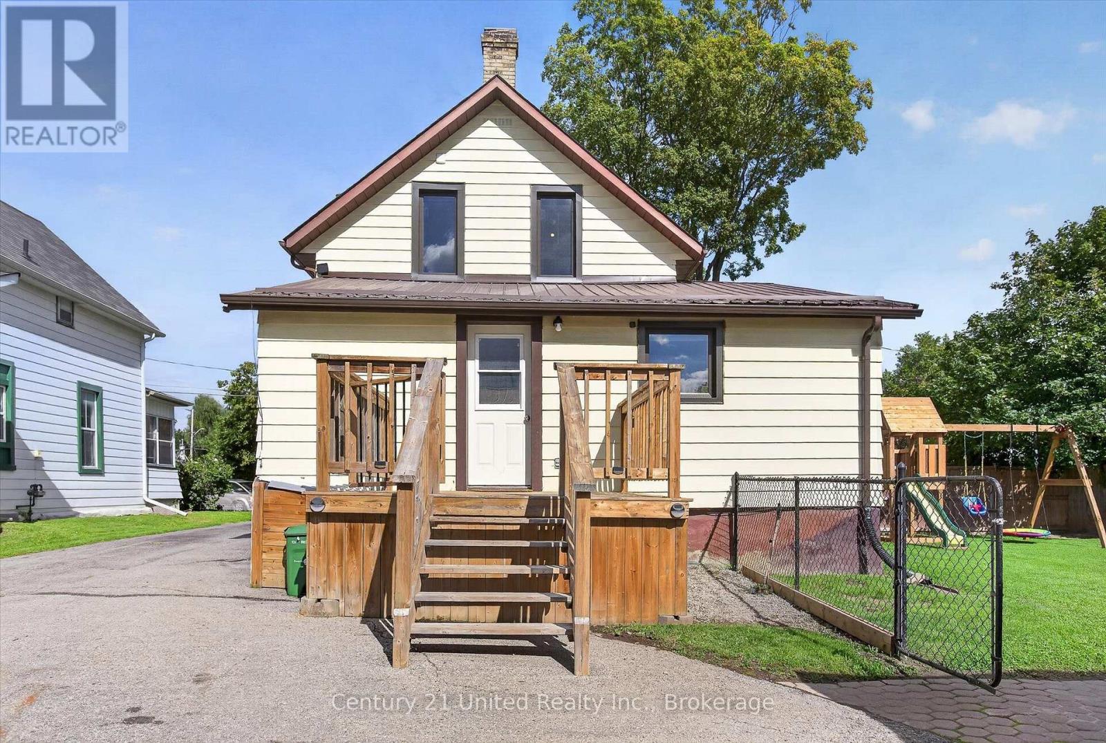 9 CRANDALL STREET - 35