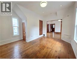 7 Ontario Street, Grimsby, ON L3M3G8 Photo 9