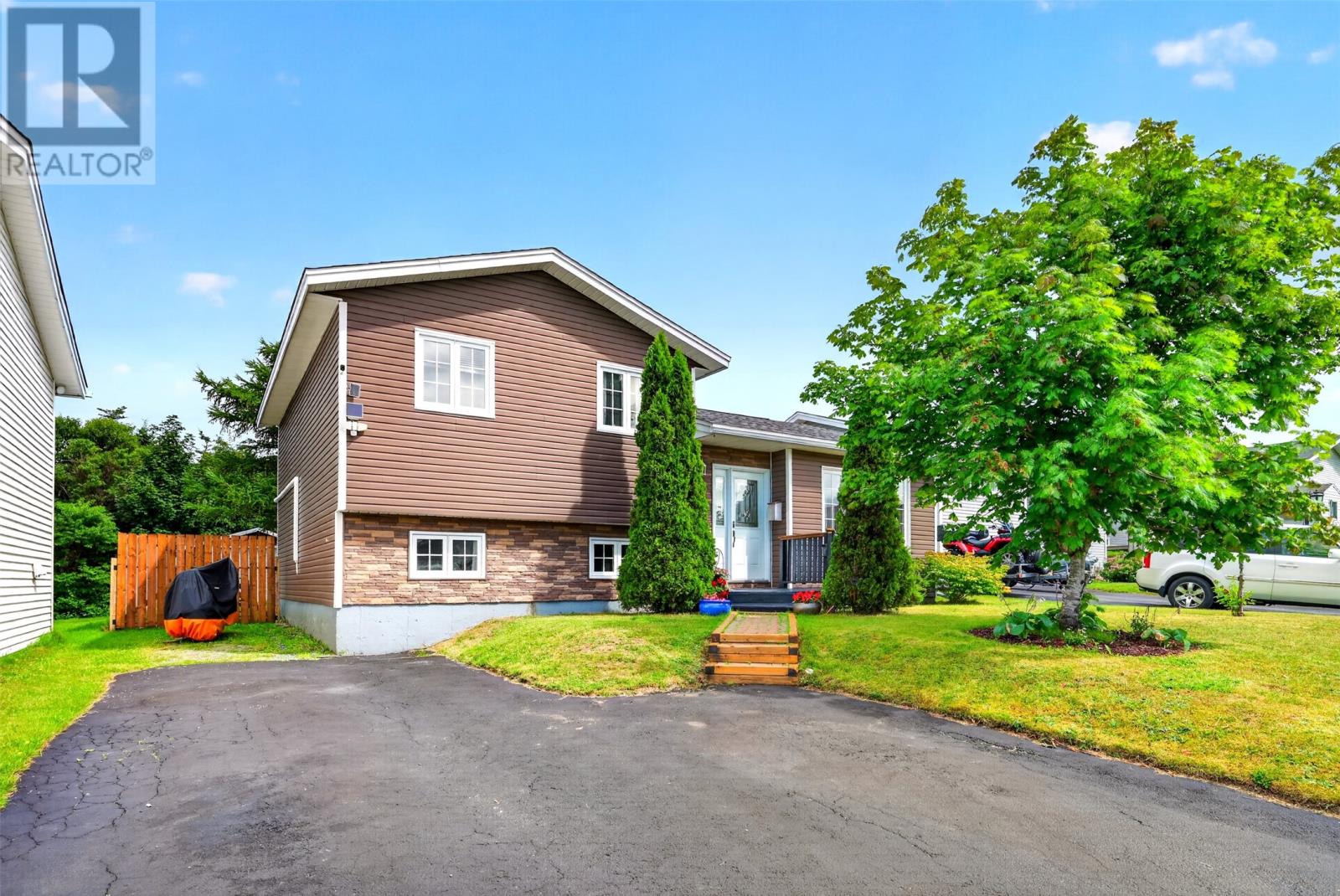 12 Leger Crescent, Mount Pearl — photo 2