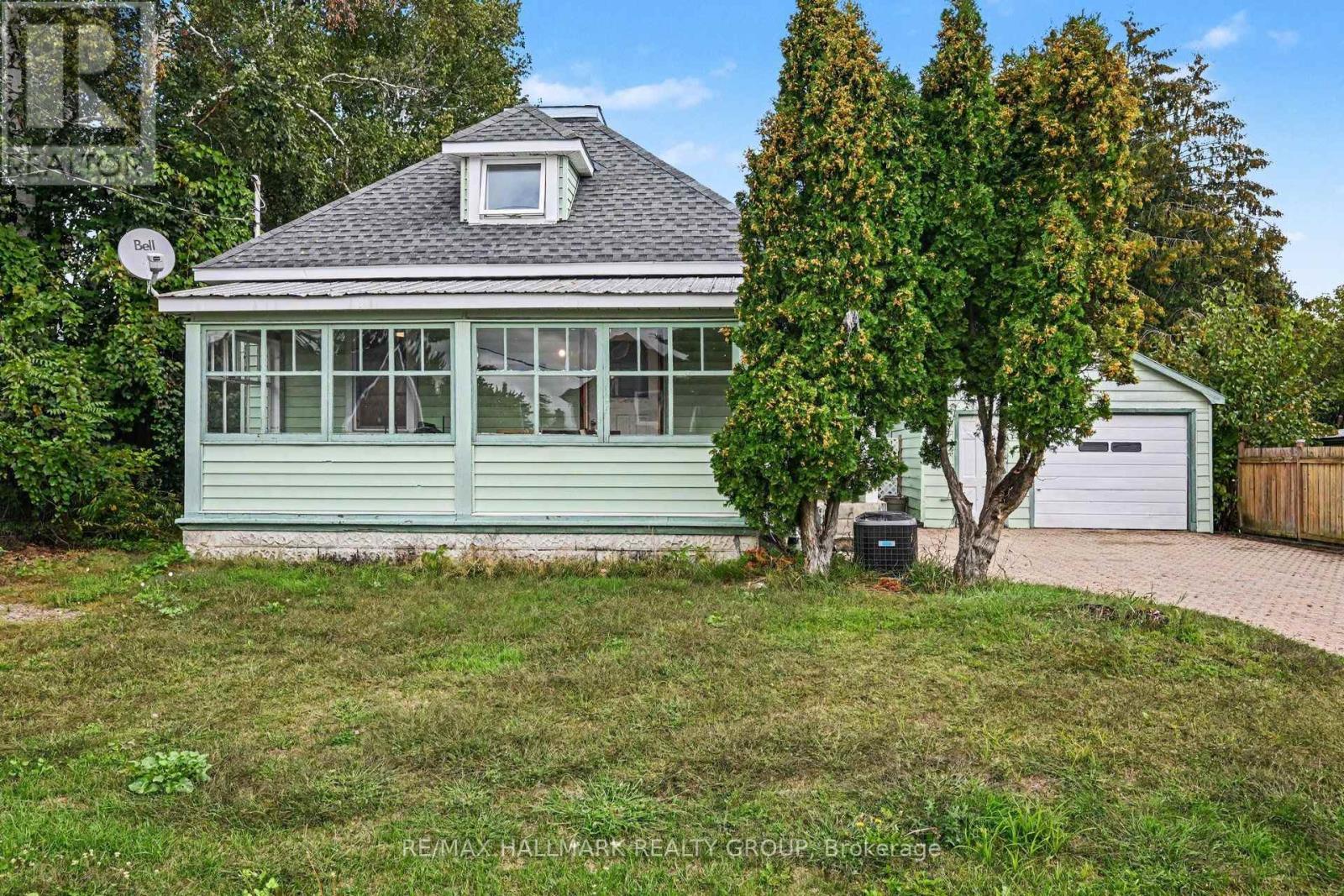 617 ROY STREET W, Laurentian Valley — photo 2