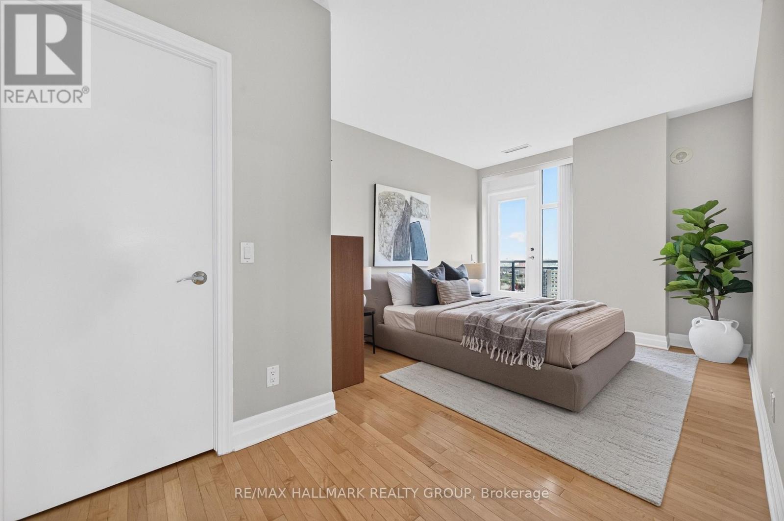 2 Bed, 2 Bath House for Sale in Ottawa – PH05 – 235 KENT STREET, Ottawa – MLS# X13759076 - Image 37