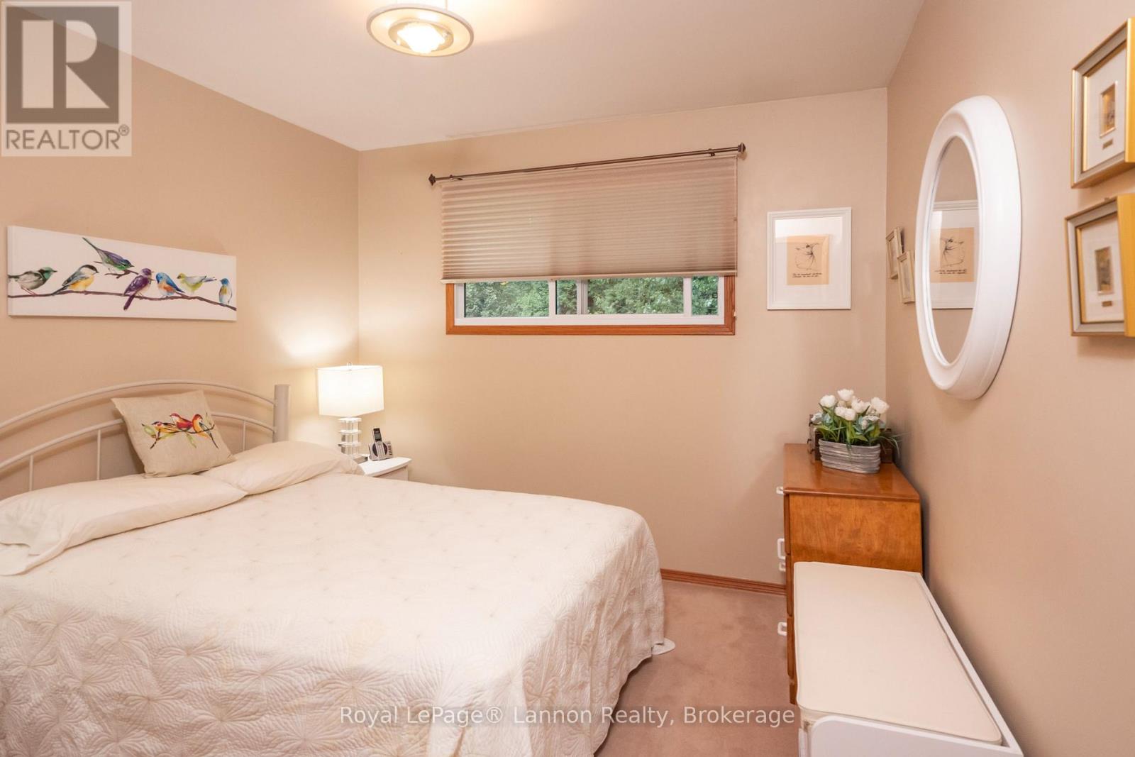 404 RIVERVIEW DRIVE - 15