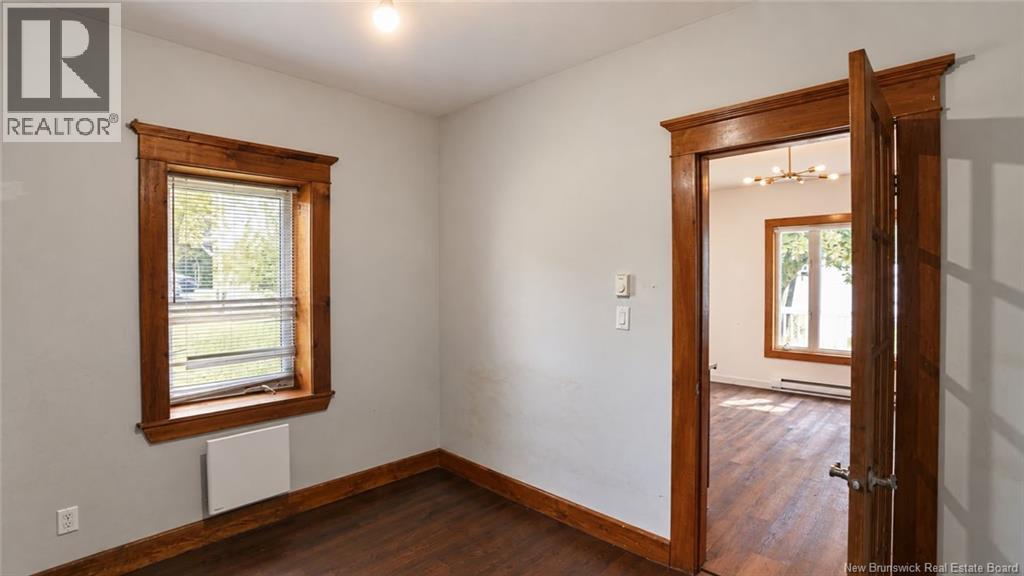 470 Riverside Drive - Image 23
