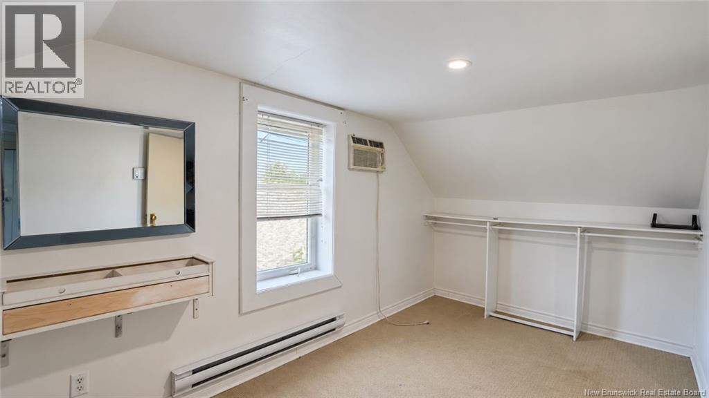 470 Riverside Drive - Image 31
