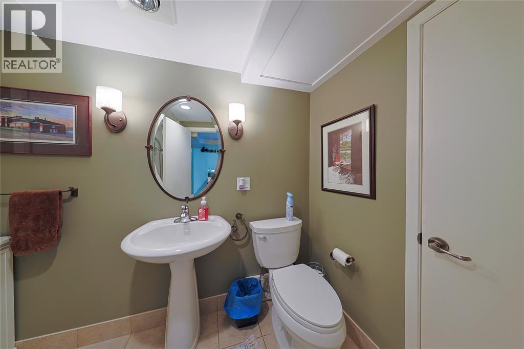 1208 Colborne ROAD - 15