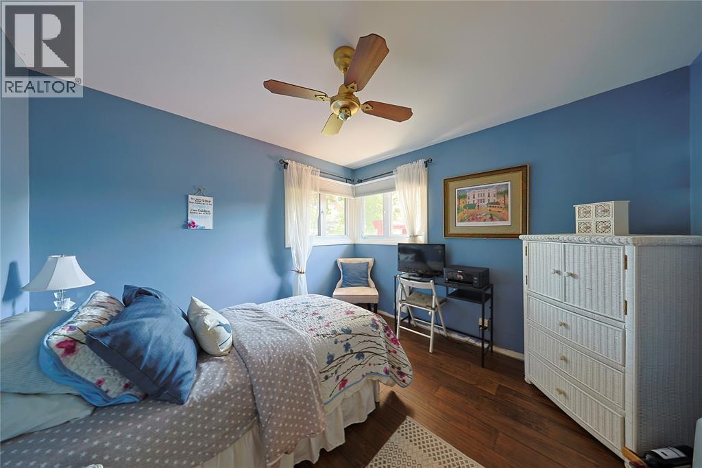 1208 Colborne ROAD - 17