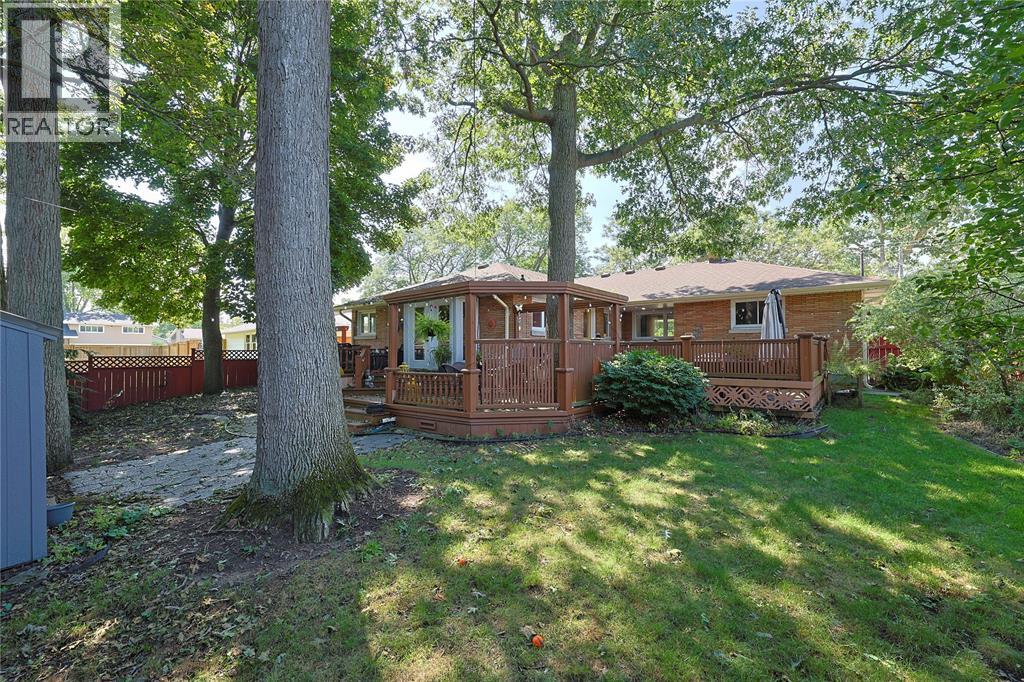 1208 Colborne ROAD - 31