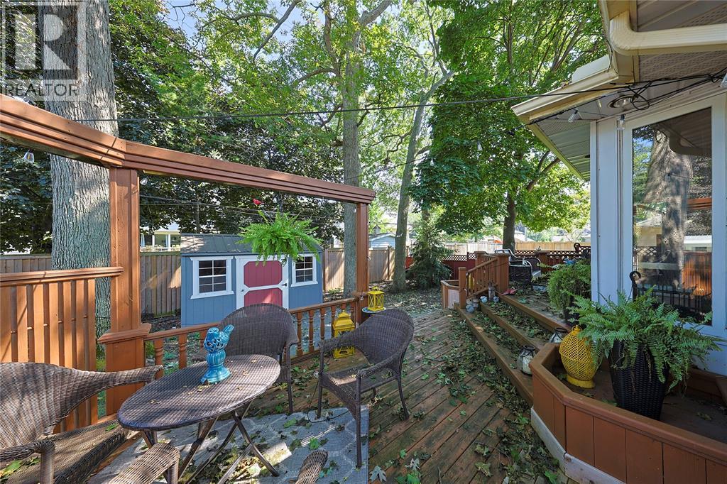 1208 Colborne ROAD - 39