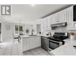99 Abitibi Avenue, Toronto, ON M2M2V5 Photo 10