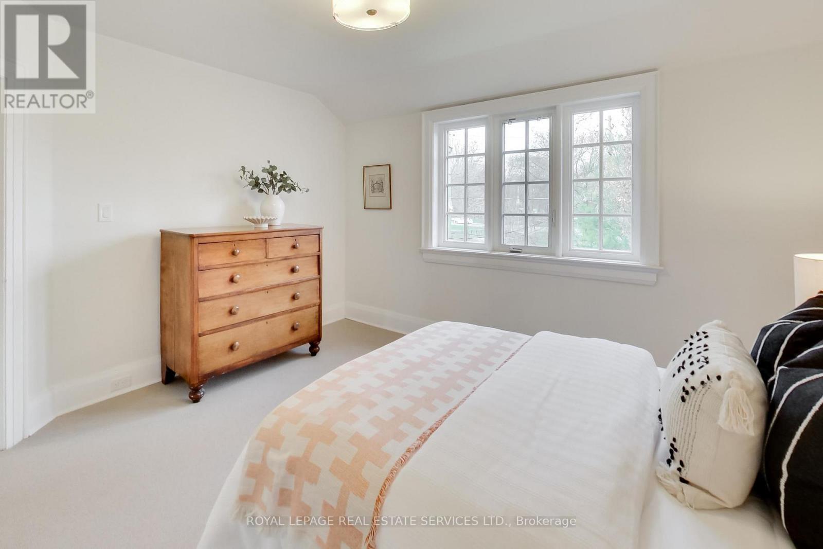 738 HURON STREET - Image 26