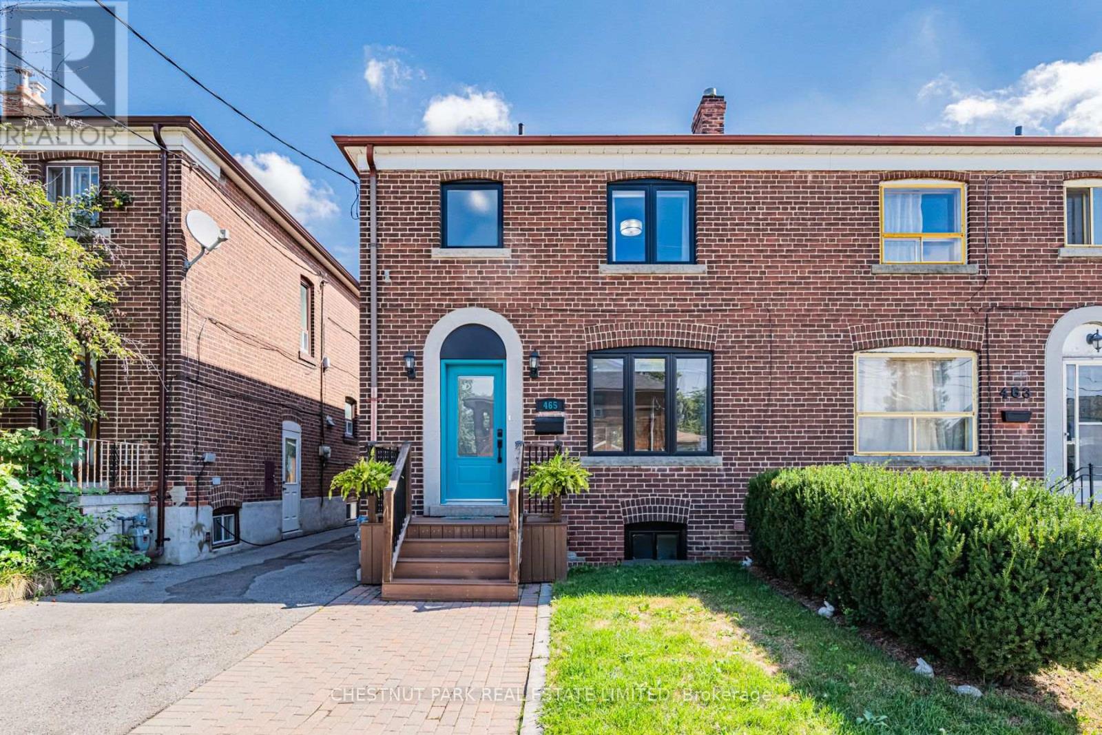 465 OAKWOOD AVENUE - 1