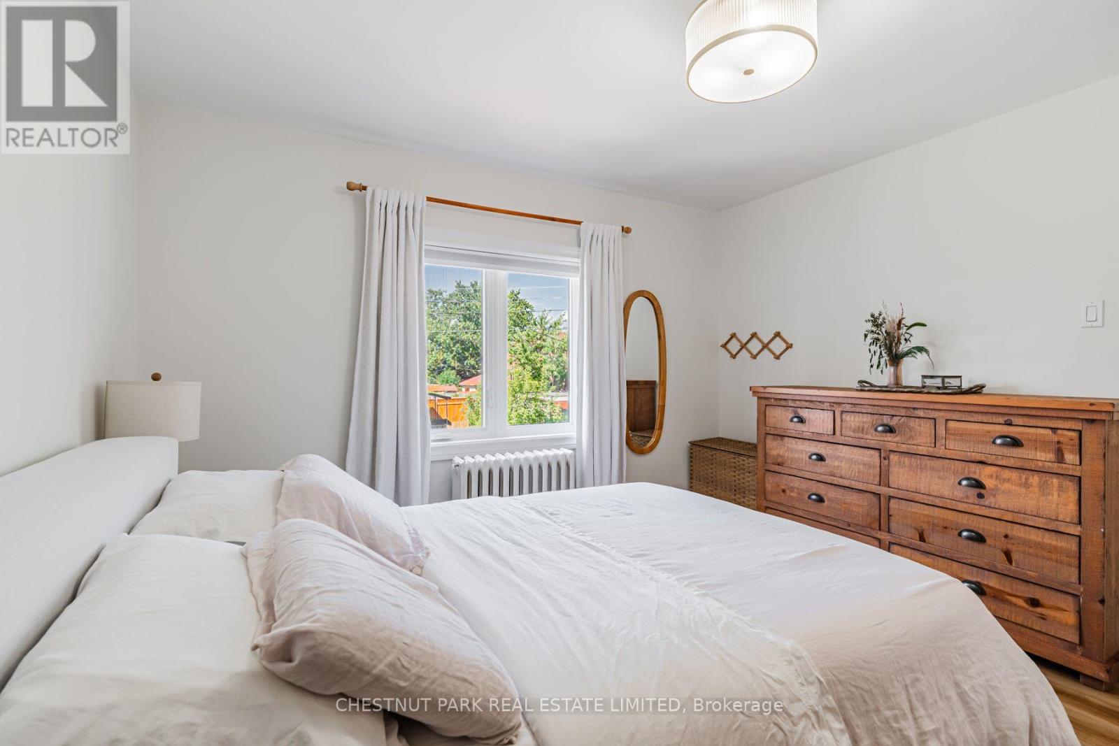 465 OAKWOOD AVENUE - 25