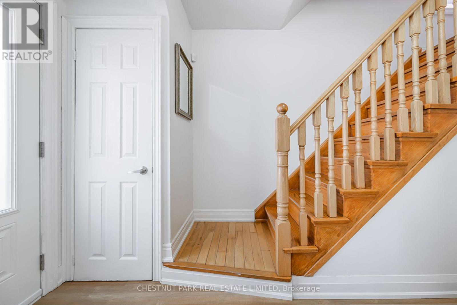 465 OAKWOOD AVENUE - 3