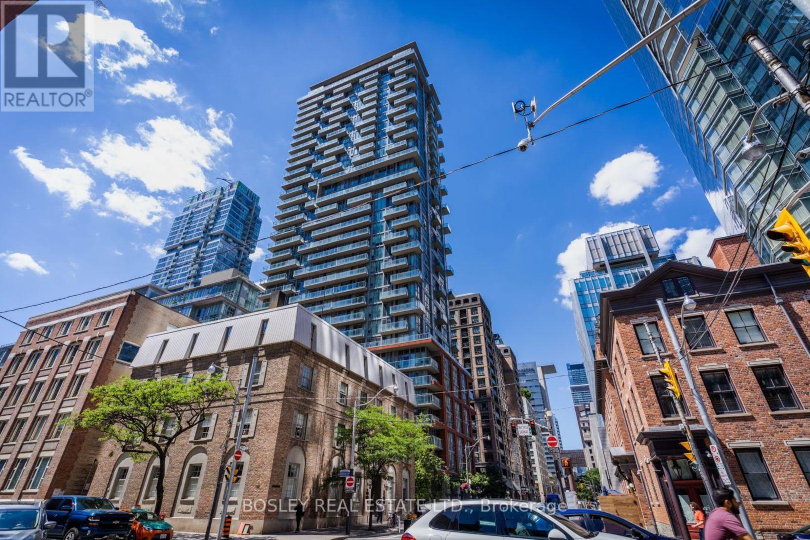 Photo of 126 Simcoe Street