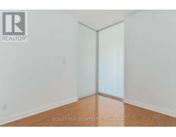 1302 - 126 Simcoe Street, Toronto, ON M5H4E6 Photo 10