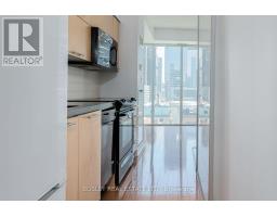 1302 - 126 Simcoe Street, Toronto, ON M5H4E6 Photo 16