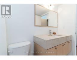 1302 - 126 Simcoe Street, Toronto, ON M5H4E6 Photo 19