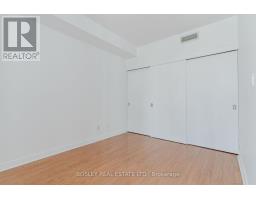 1302 - 126 Simcoe Street, Toronto, ON M5H4E6 Photo 7