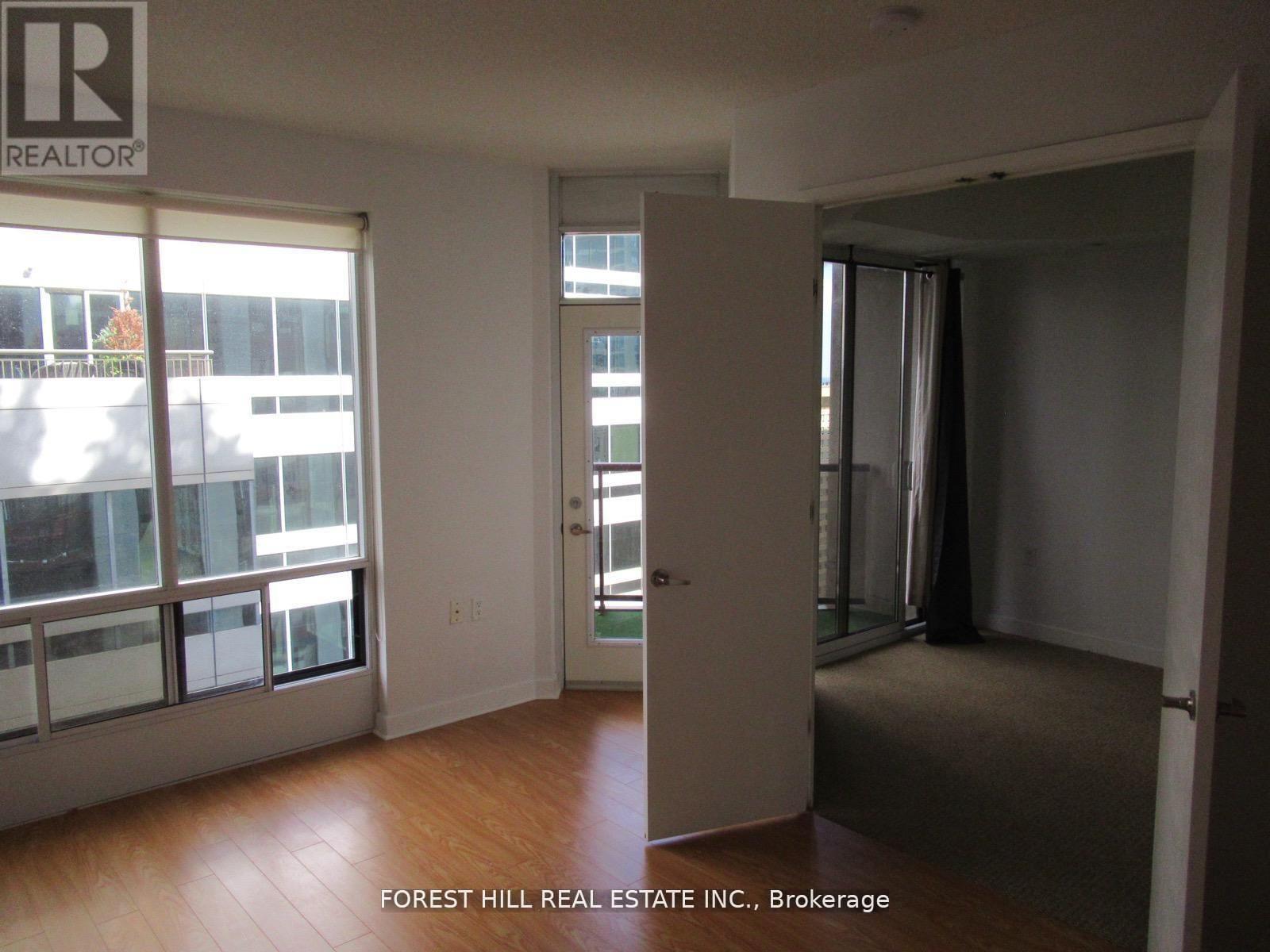#1808 85 BLOOR STREET E - 11