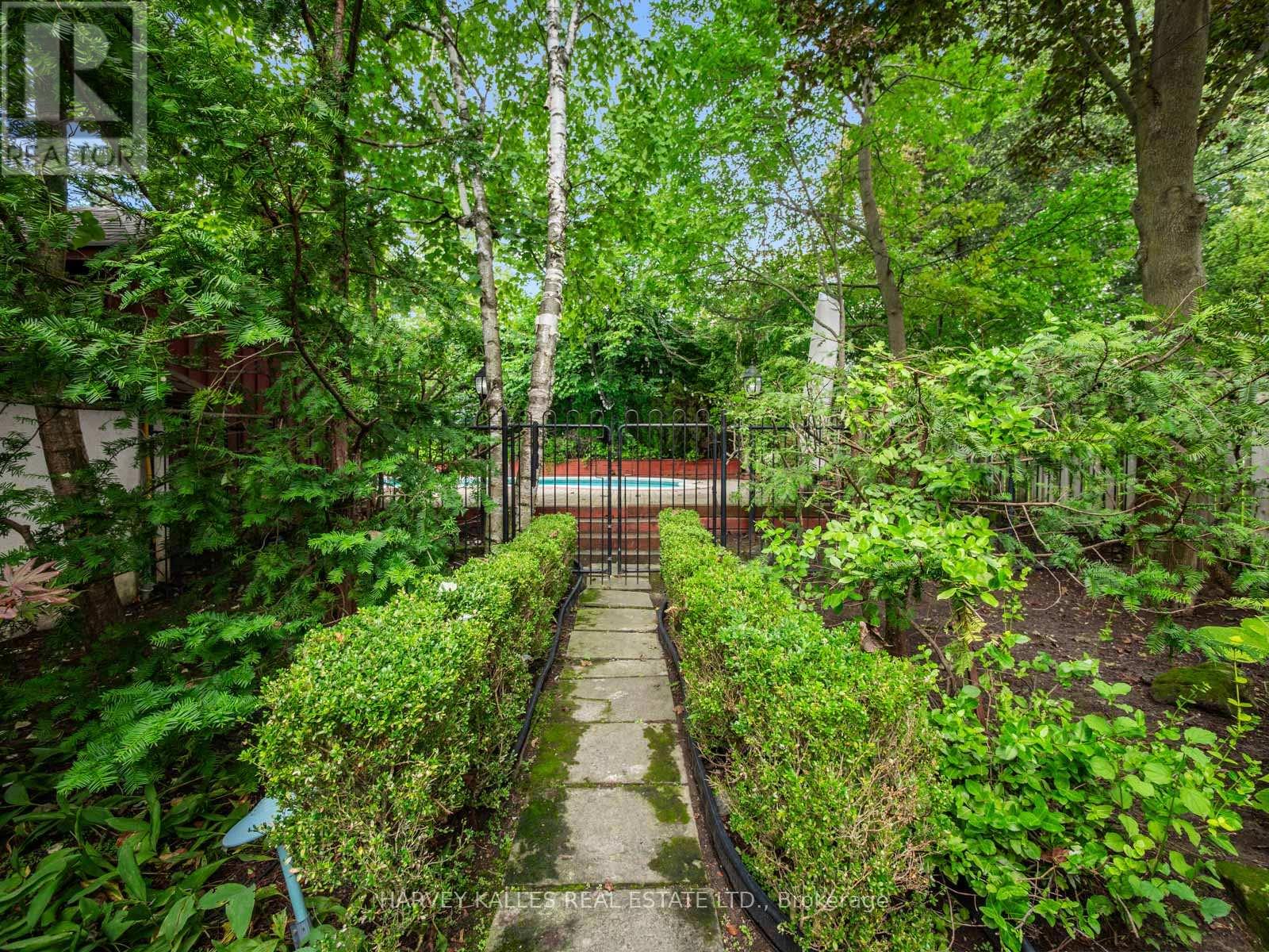 26 VESTA DRIVE - Image 43