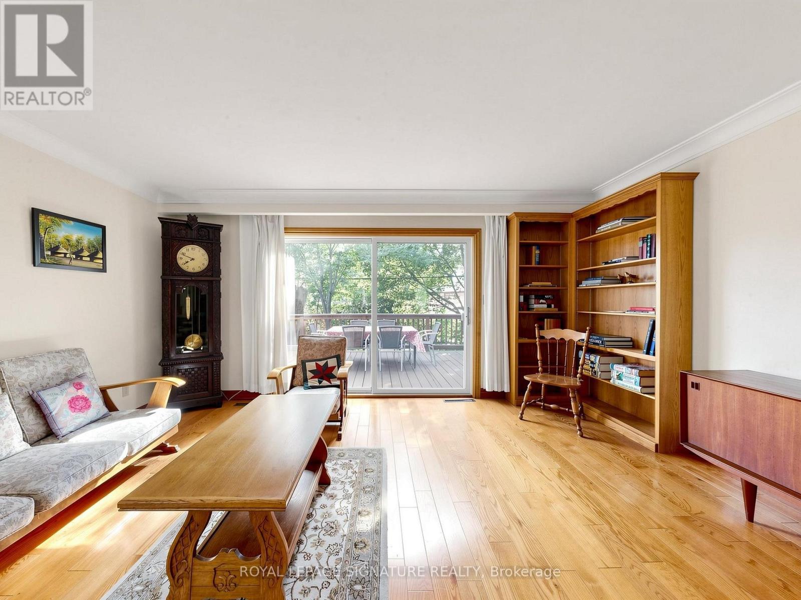 8 TERNHILL CRESCENT - 5