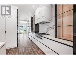 5 Braemar Avenue, Toronto, ON M5P2L1 Photo 13