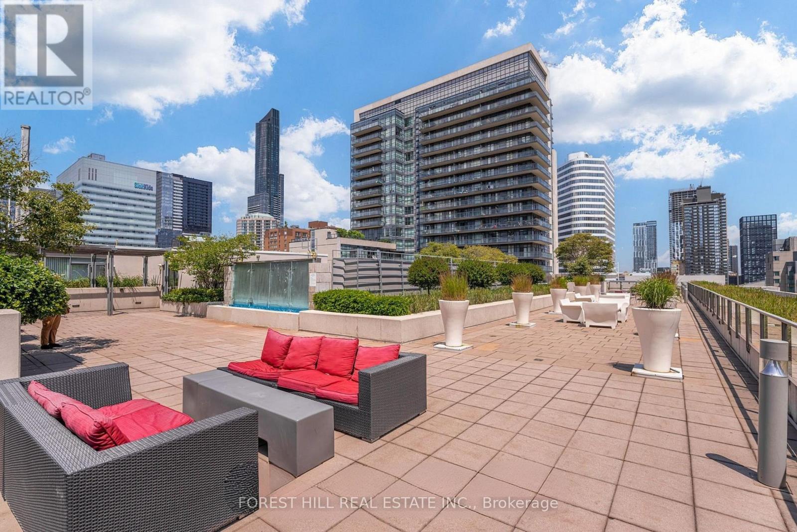 #917 111 ELIZABETH STREET - 9