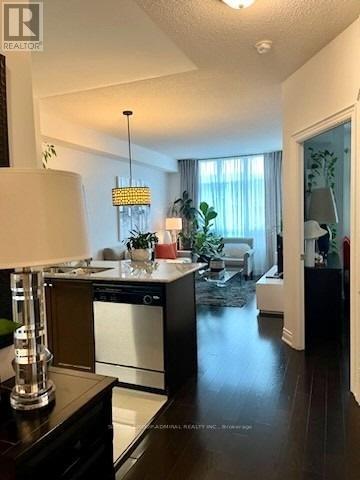 #312 20 BLOORVIEW PLACE - 10