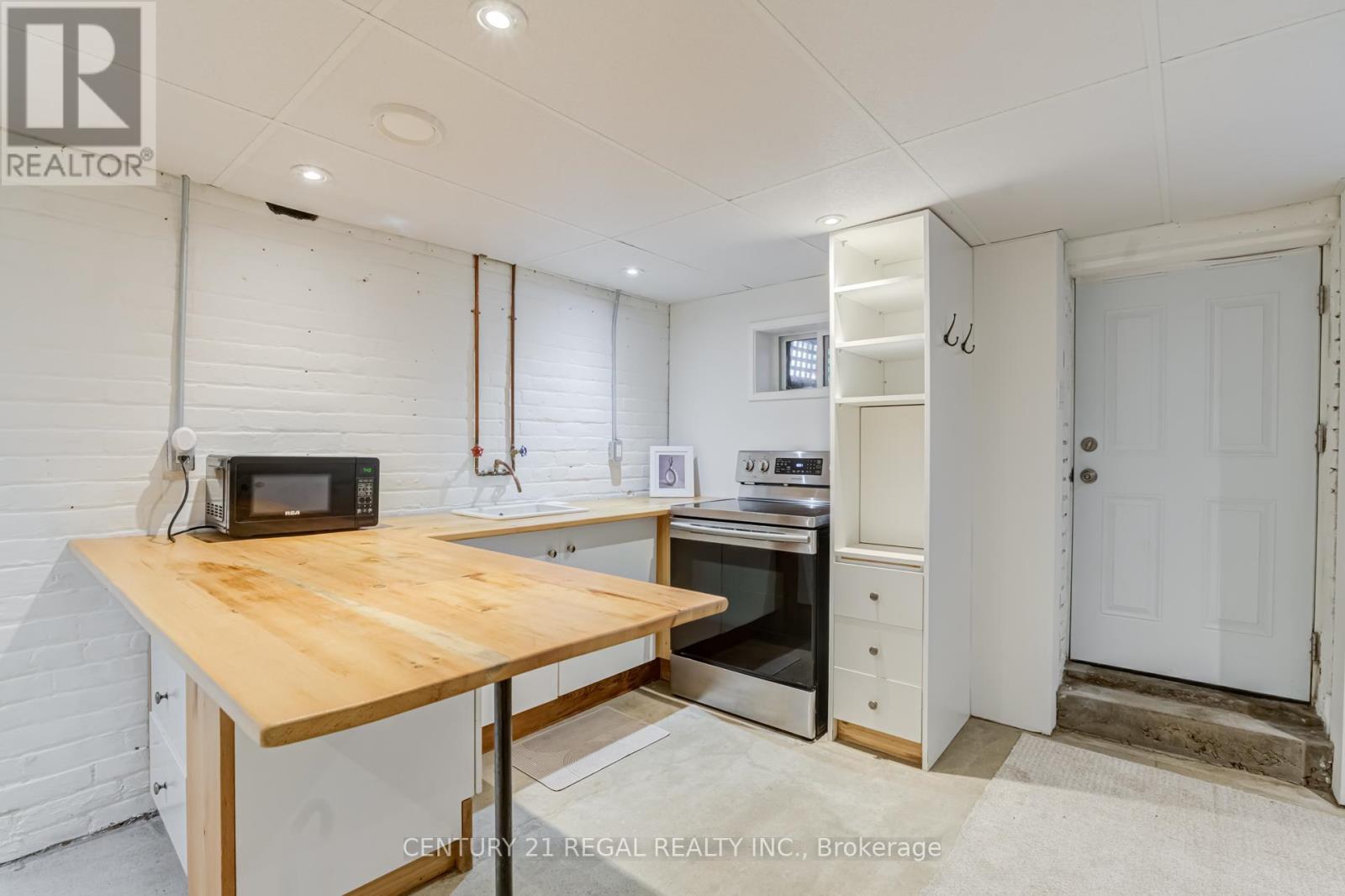 213 BOULTON AVENUE - Image 40